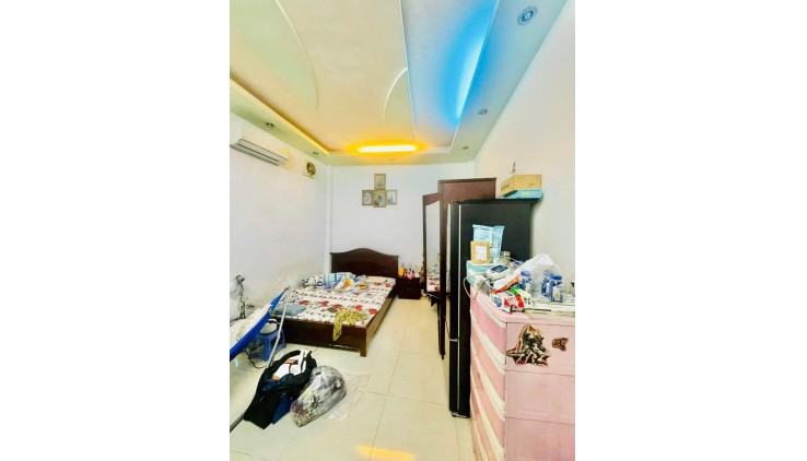 Ngộp Tân Hóa - Quận 11 - 60m - HXH vô nhà - 3 tầng BTCT